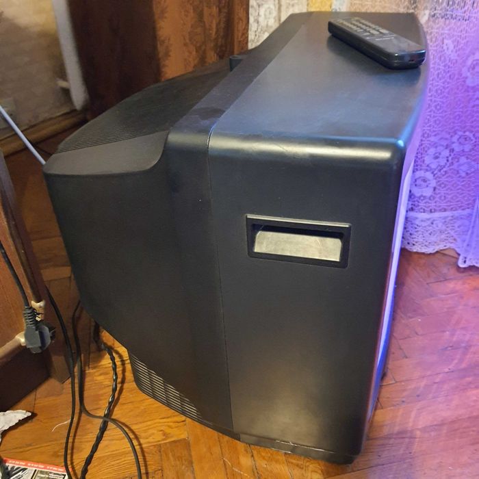 Sony KV-2185MT цветной кинескопный телевизор 21 дюйм