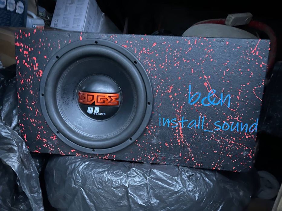 Продам сабвуфер с коробом  EDGE db. Усилитель Voice LX-1000