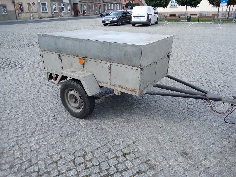 Przyczepka samochodowa lekka