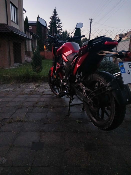 Продаю Lifan SR200