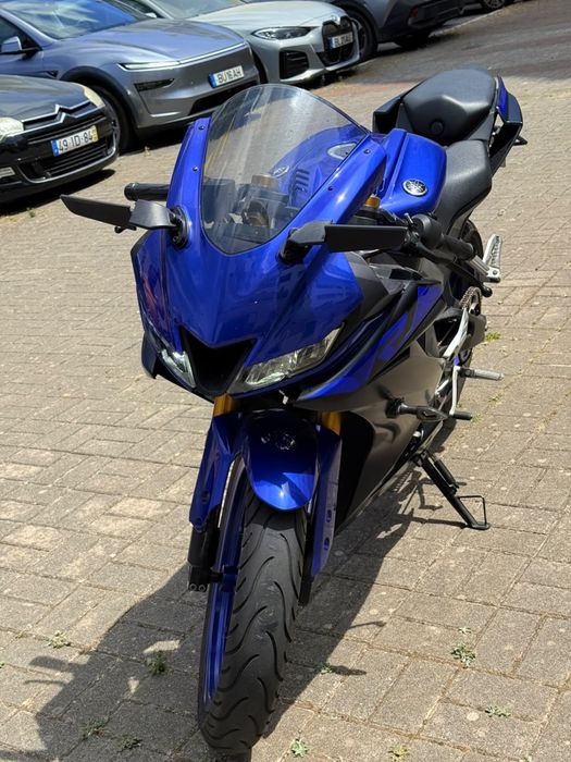 YAMAHA Modelo: YZF-R 125 ABS Race Blue