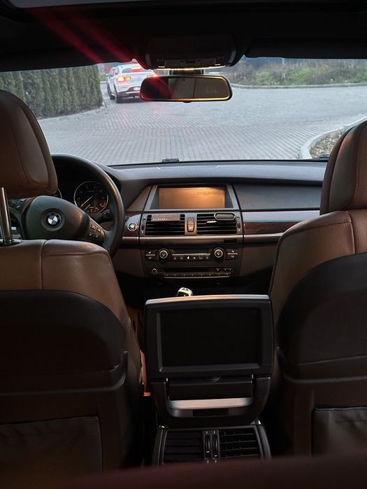 BMB X5 2008 e70