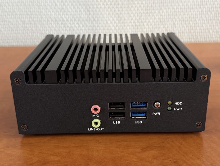 Komputer przemysłowy AAEON NANO RUGED I5-5350U SSD M.2. DDR3 VESA
