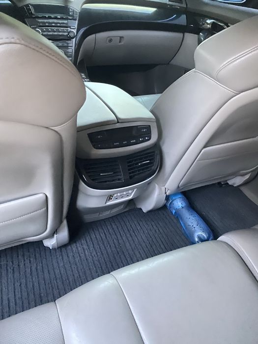 Продам власный автомобиль Акура МДХ 2007 года с оригинальным пробегом