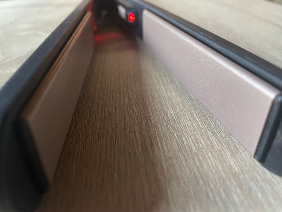 Випрямляч для волосся Vitek