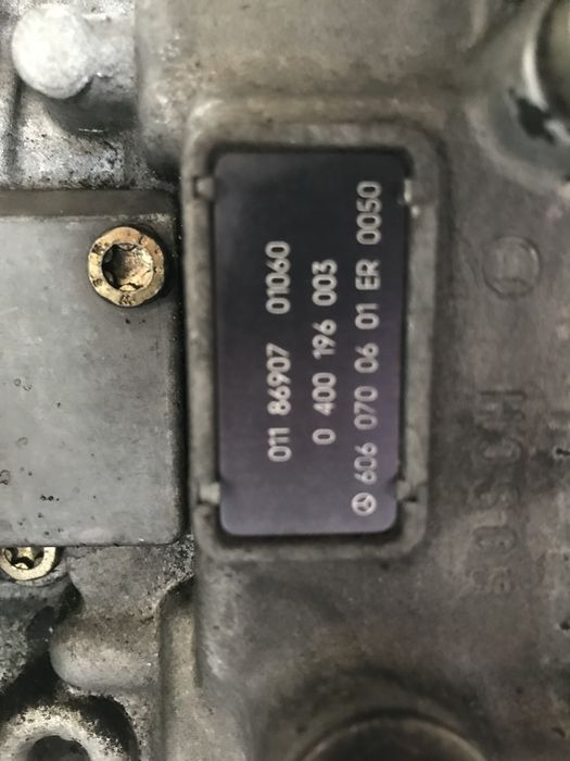 Bomba injectora mercedes 300 D 6 cilindros 1998.