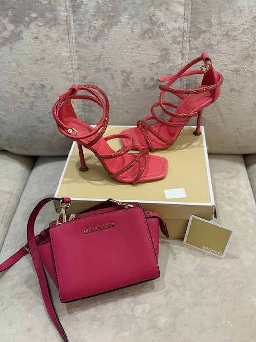 Комплектом Michael Kors босоніжки / сумка натуральна шкіра 37