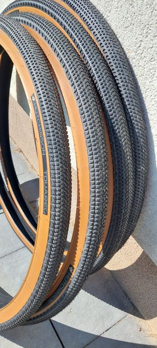 Opona rowerowa 28 " HUTCHINSON TOUAREG do roweru 700x40 40-622