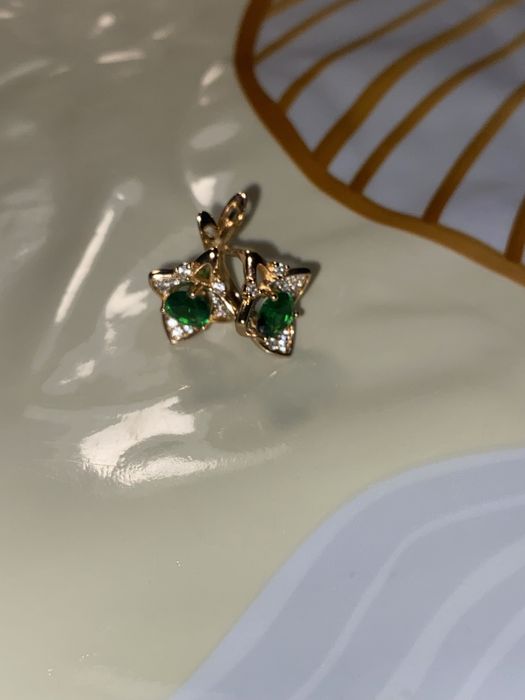 продаю сережки