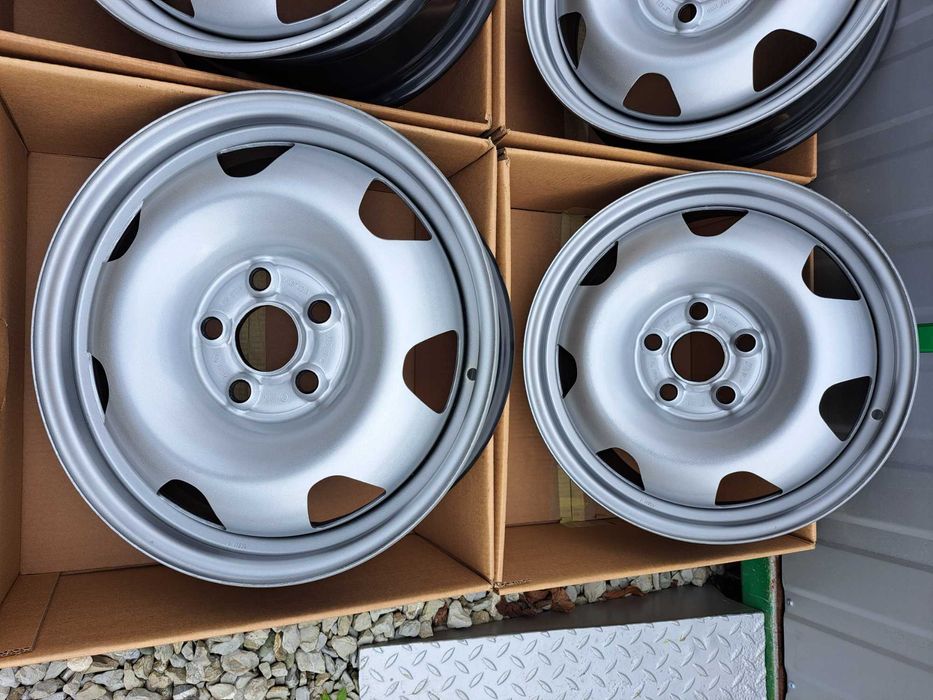 Felgi stalowe 17 5x120 7J  VW T5 T6 T7 Transporter Caravelle Multivan.