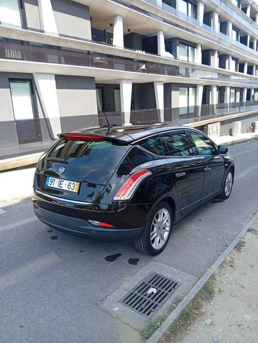 Lancia Delta III 1.6 120cv
