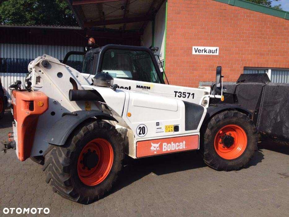 Roboty ziemne Usługi koparką mini-koparka koparko-ładowarka Wyburzenia