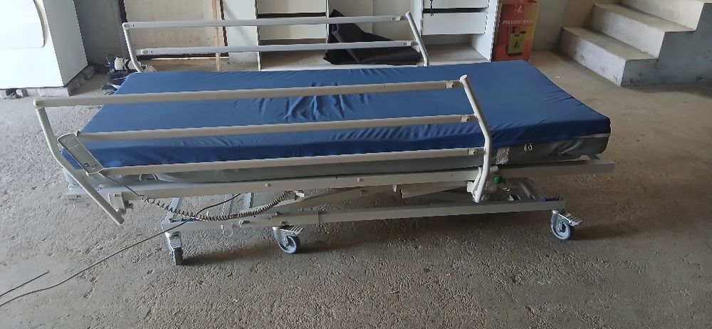 Cama articular eletrica. Marca Winncare