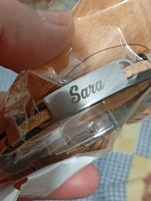 Pulseira de nome Sara nova e selada