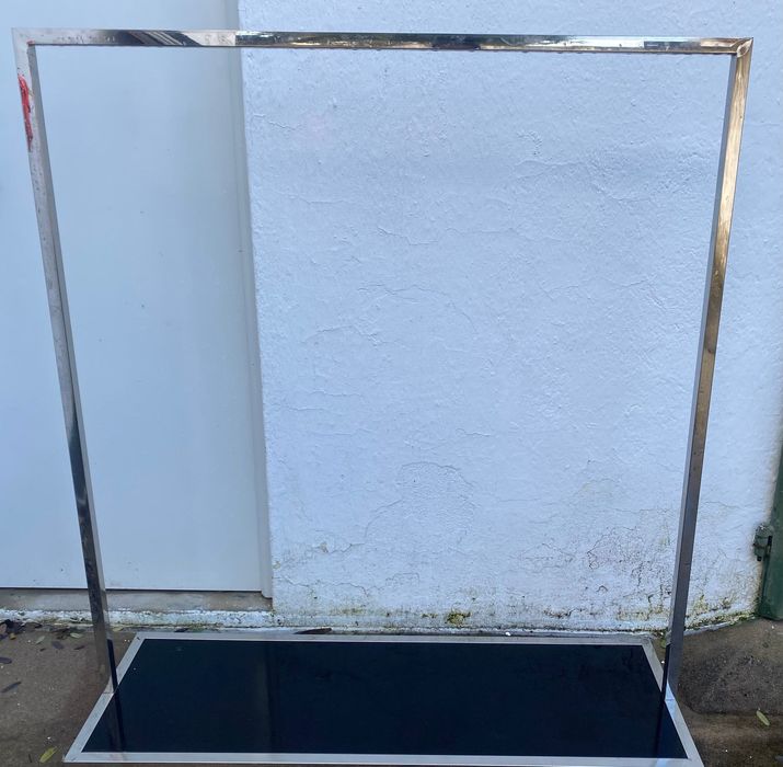 Sofá cama e outros itens