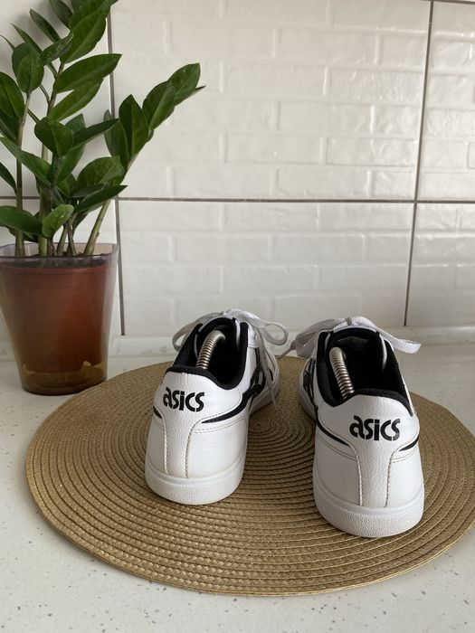 Чоловічі кросівки Asics classic CT 1191A165-101 розмір 41,5/26см.