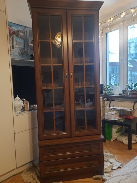 Witryna Black Red White