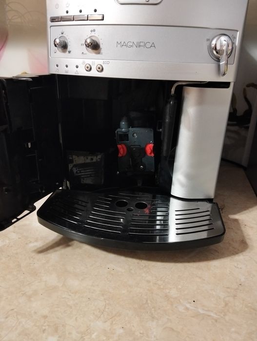 Ekspres DeLonghi