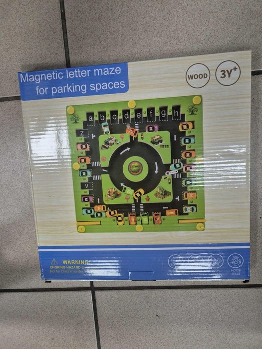 Magnetyczny labirynt litery nauka gra parking
