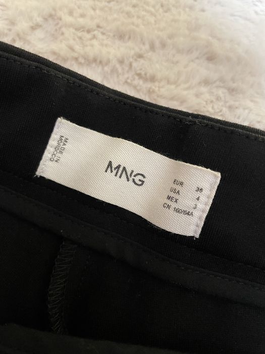 Calças clássicas pretas