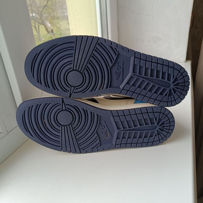 Кросівки Air Jordan 1 Retro High OG "Obsidian" розм.42. Оригінал