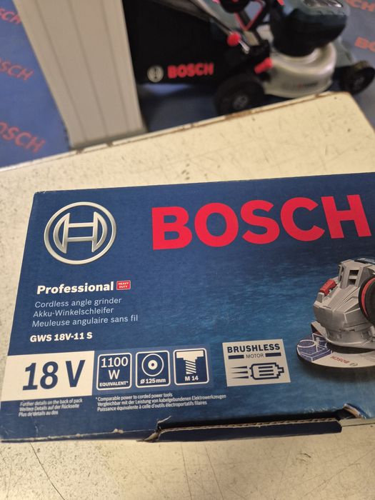 Кутова шліфмашина (болгарка) Bosch  GWS 18V-11 S solo(тушка) sds-гайка