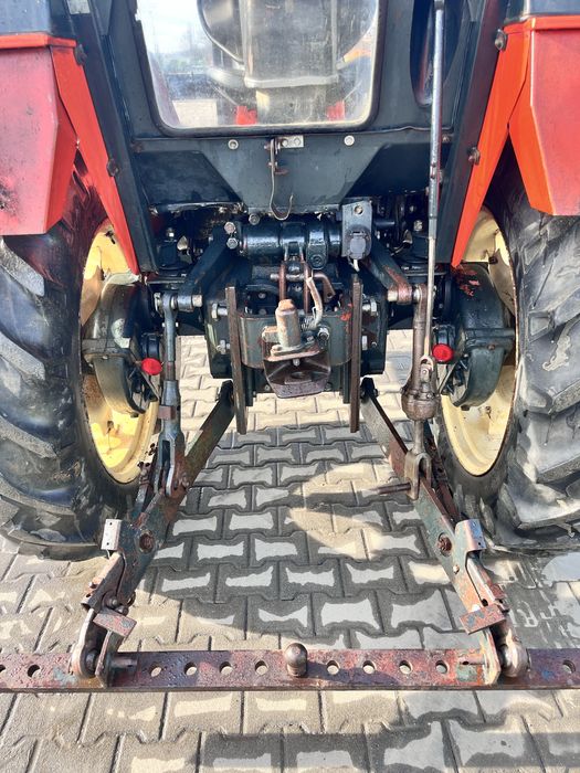 Ciągnik rolniczy Zetor 5211
