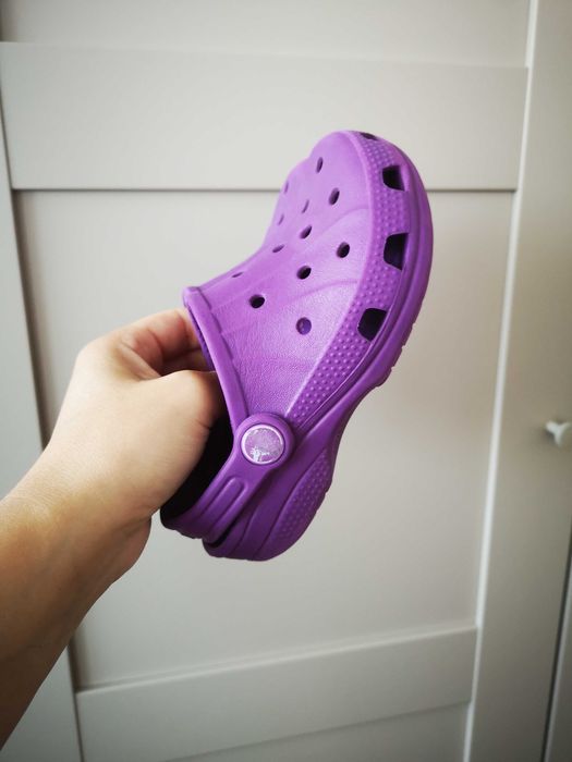 Crocs  buty sandały fioletowe C10/11  27-28
