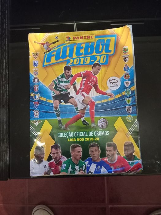 Vendo cadernetas  de futebol  nacional  epocas 2013 a 2020