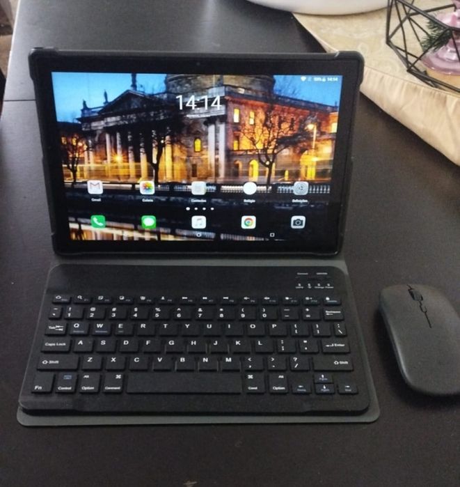 Tablet Smart em bom estado