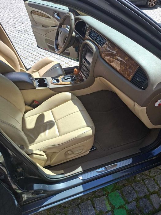 Jaguar S-Type 2.7 V6 Diesel – excelente estado