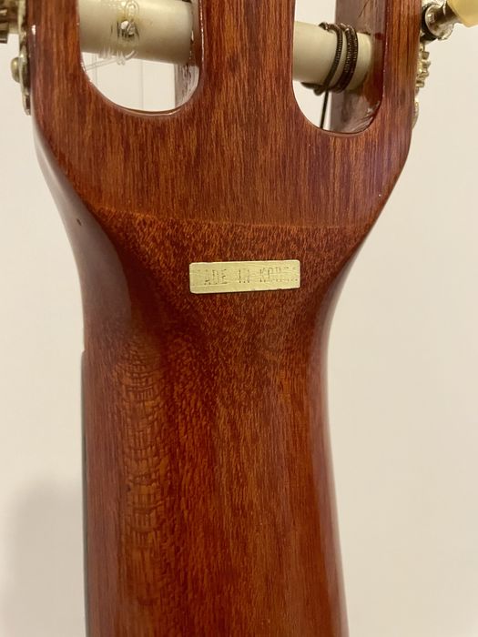 Guitarra classica Tamaki SC330