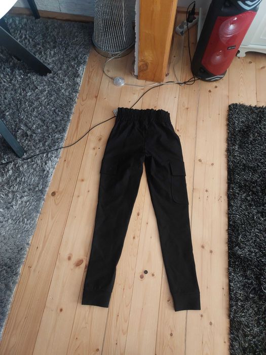 Nowe czarne bojówki Cocomore