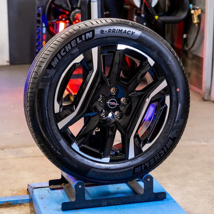 NOWE ORYGINALNE Felgi / Koła 19" Opel Grandland