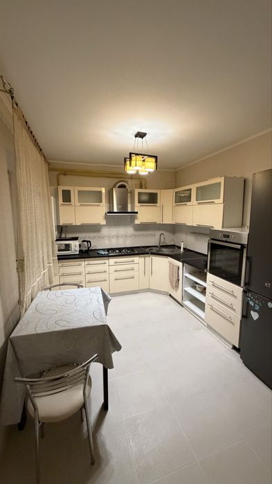 Оренда 2 кім квартири на Щасливому. Беруть всіх