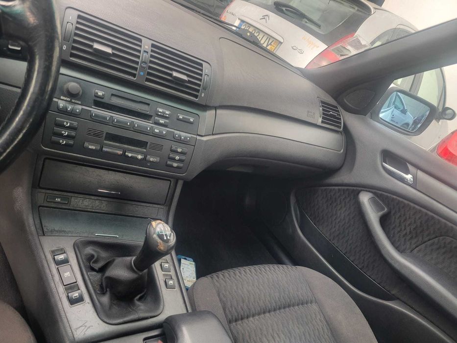 BMW 320d E46 — 2002 | Manual | Gasóleo