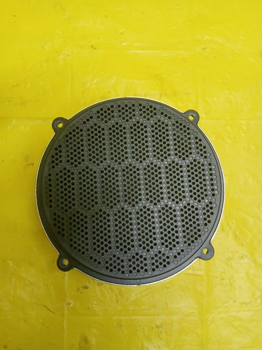 Сабвуфер dodge Dart