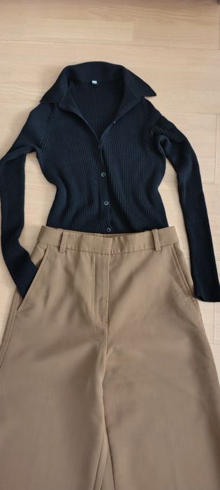 Spodnie welniane Massimo Dutti