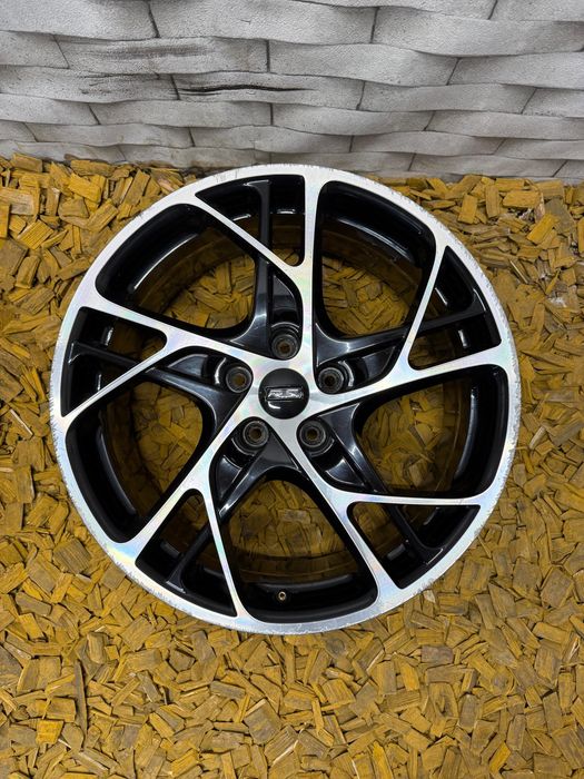 Felgi 19 cali 5x114,3 OEM RENAULT MEGANE III RS