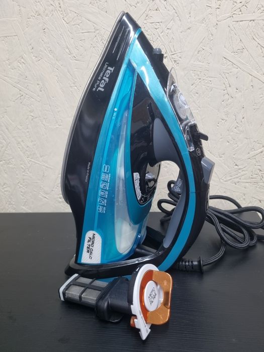 TEFAL FV9844 Ultimate Pure Durilium AirGlide