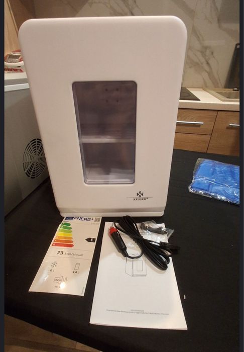 Mini lodowka podrozna 2w1