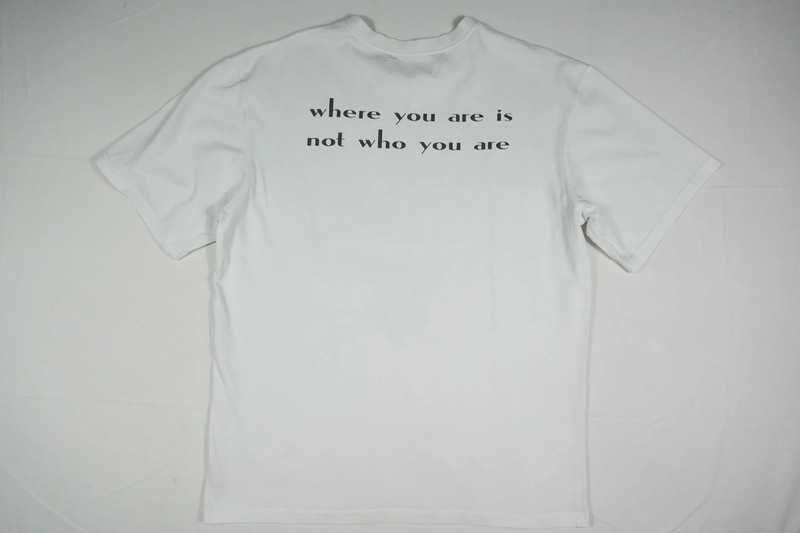T-shirt Premiere Biały Where you are is not who you are M