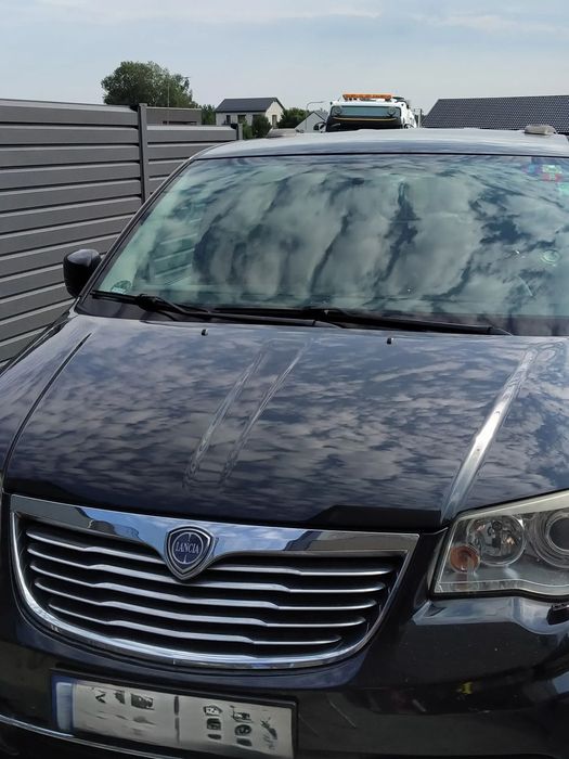 Lancia Voyager