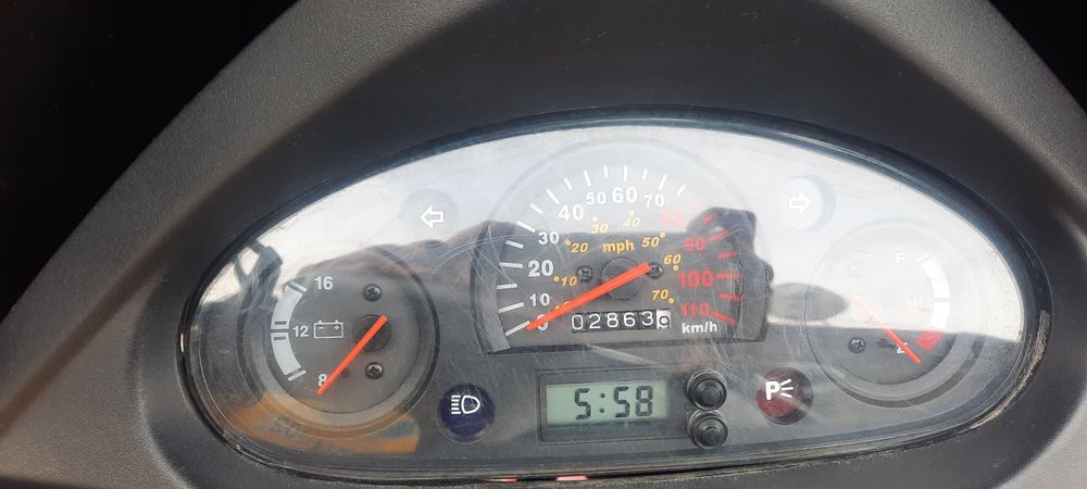 Продам скутер spark sp150s-28