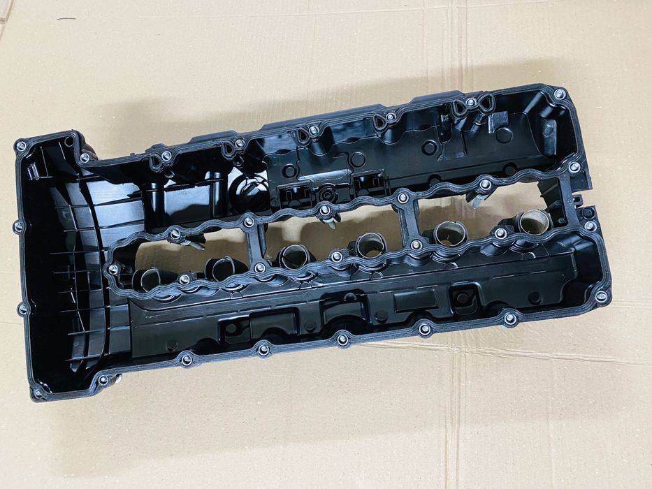 Кришка клапанна бмв N54 мотор двигун bmw