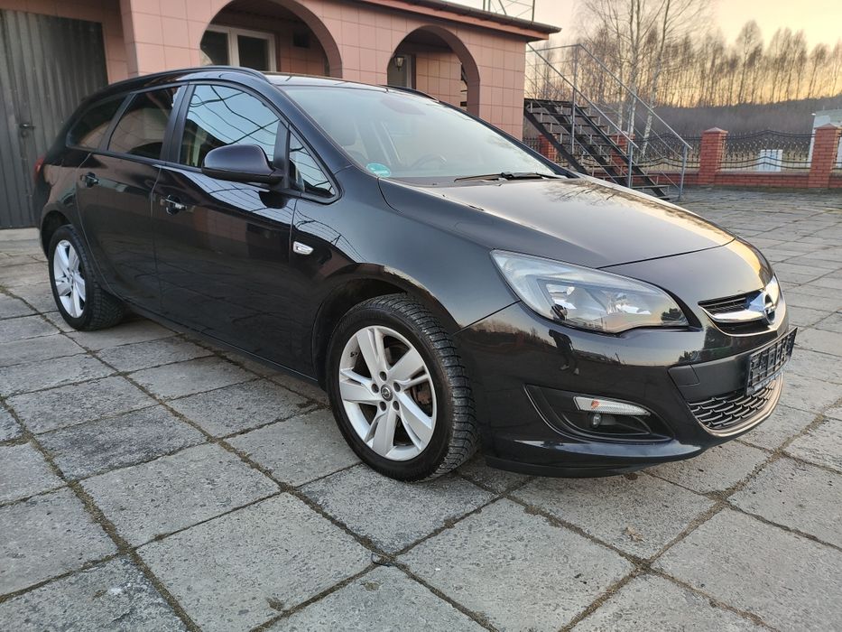 Opel Astra 2014 r. Pół skóry* Navi