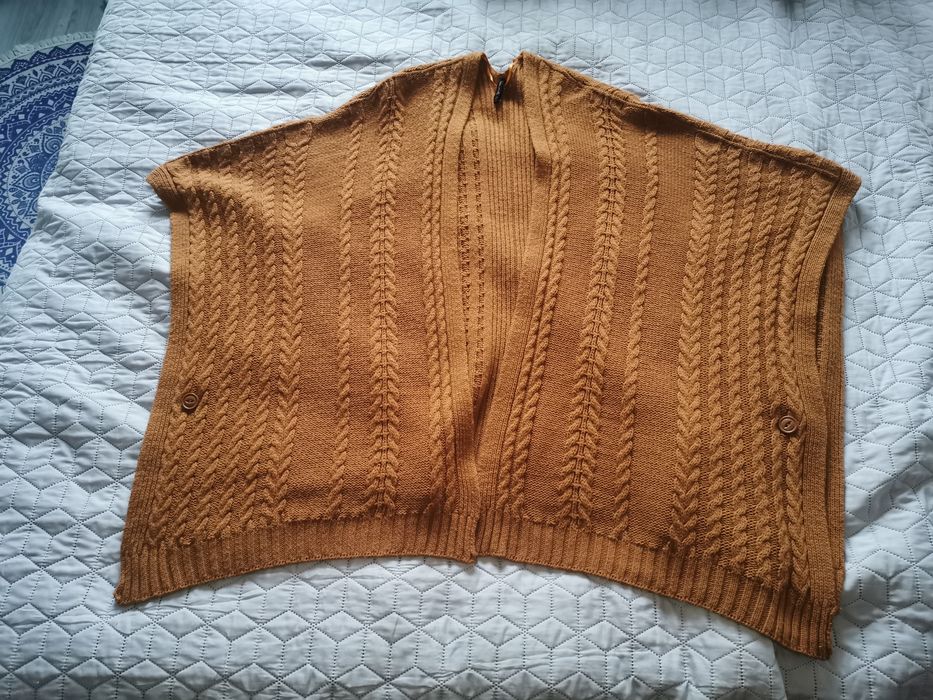 Ponczo damskie - Stradivarius