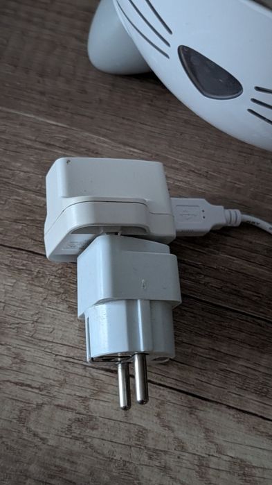 Фонтанчик для котів