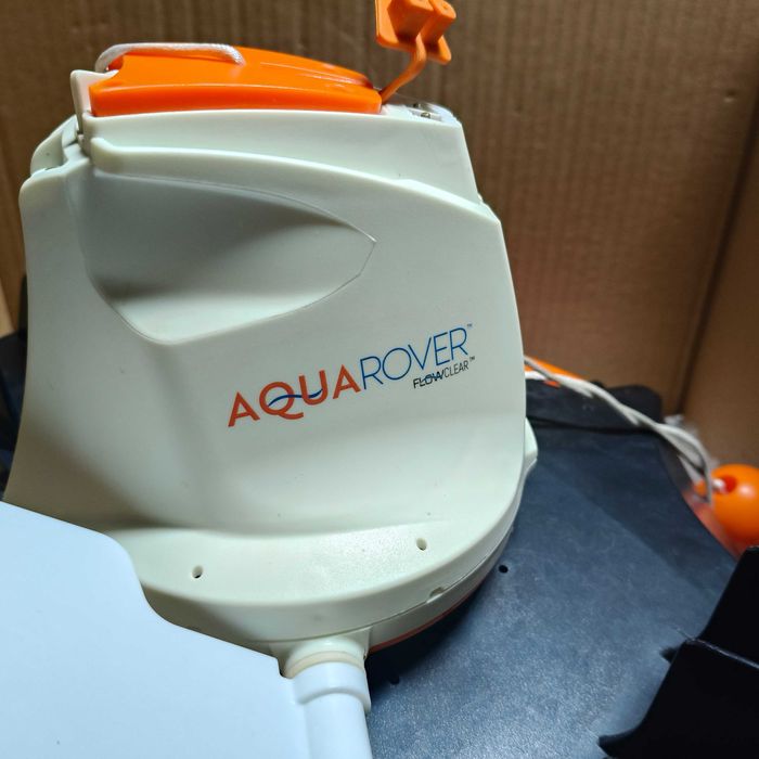 Aspirador de fundo de piscina BestWay FlowClear - AquaRover