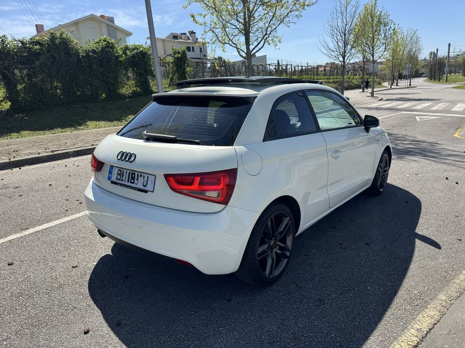 Audi A1 S-Line teto panoramico(abrir) — photo 3